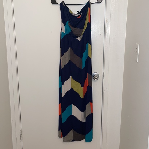 🌸Clearance! 🌸 Windsor Strapless Multi Color Casual Maxi Dress Size Unknown - Picture 2 of 7